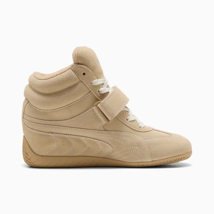 Supercat Wedge Tonal Sneakers Women Sand Dune Alpine Snow
